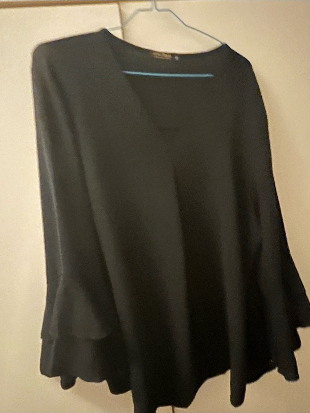 Italian flattering lightweight Women’s Black A-Line Flared Blouse